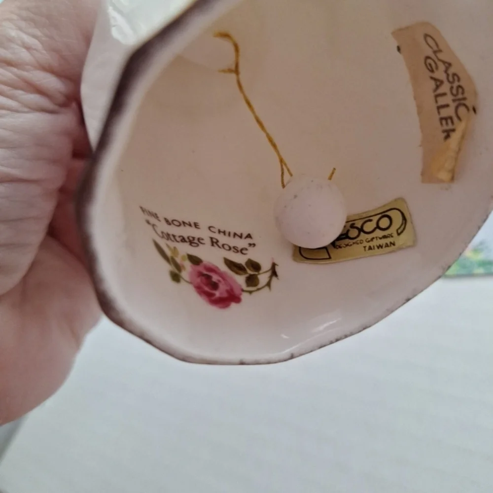 Floral Grandmother Bell